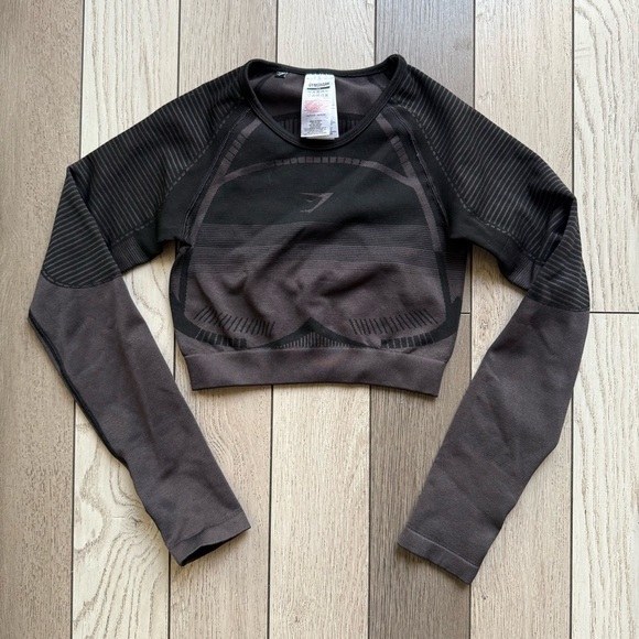 Gunshot Black and Gray Long Sleeve Crop Top - Picture 1 of 7